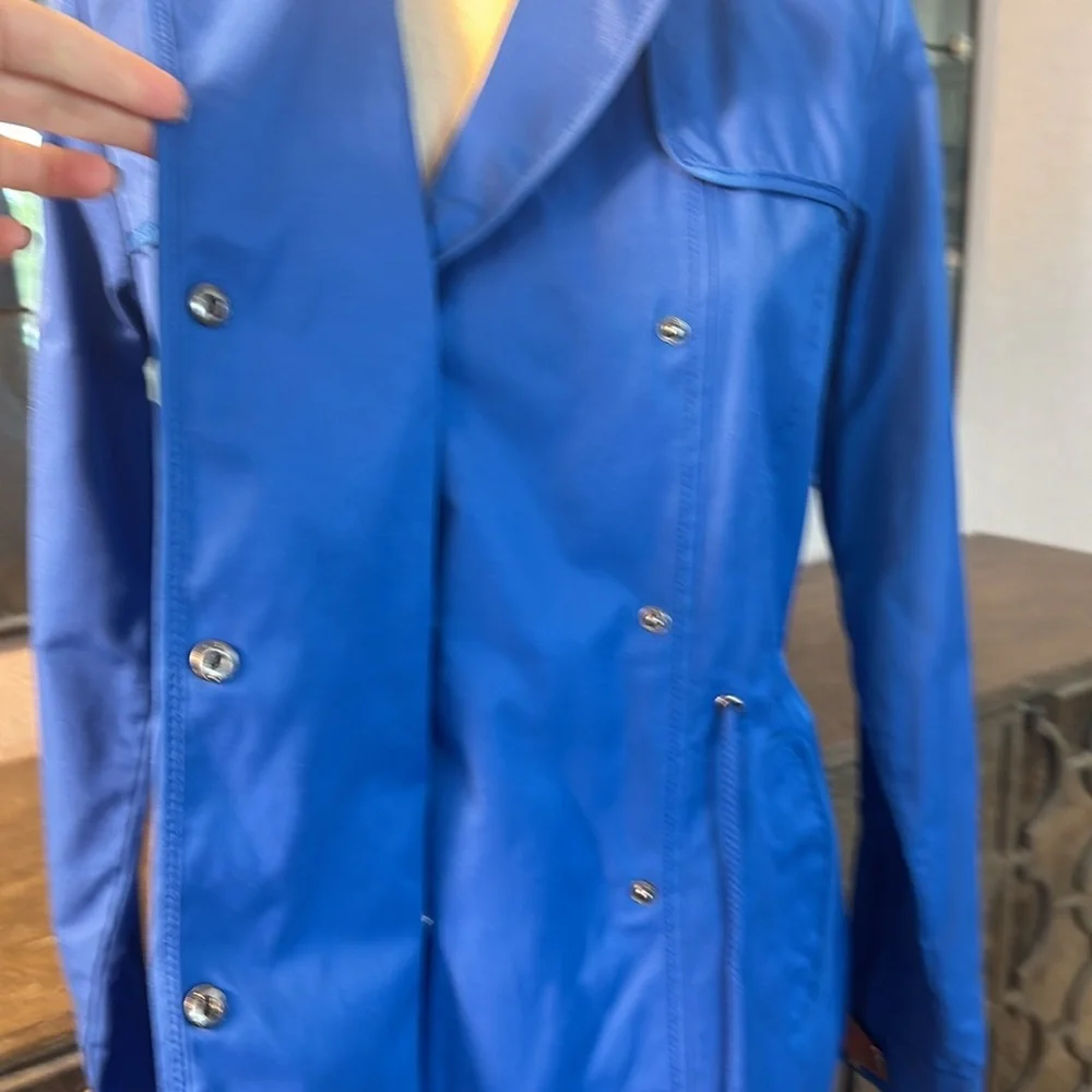 Vince Camuto waist length blue trench coat